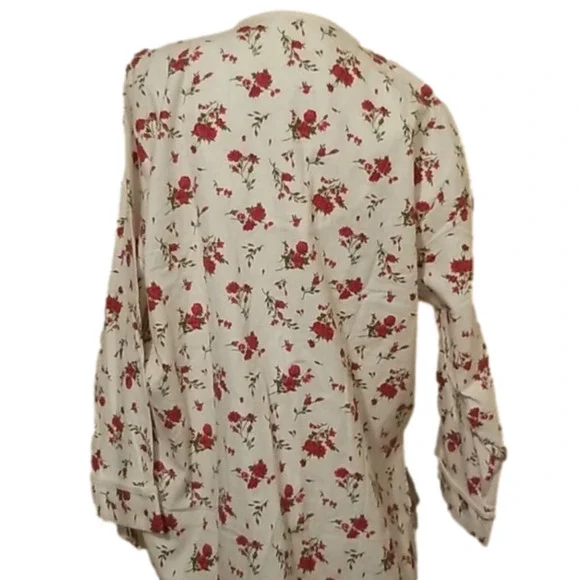 VICTORIA Secret Pajama Top - Picture 5 of 7